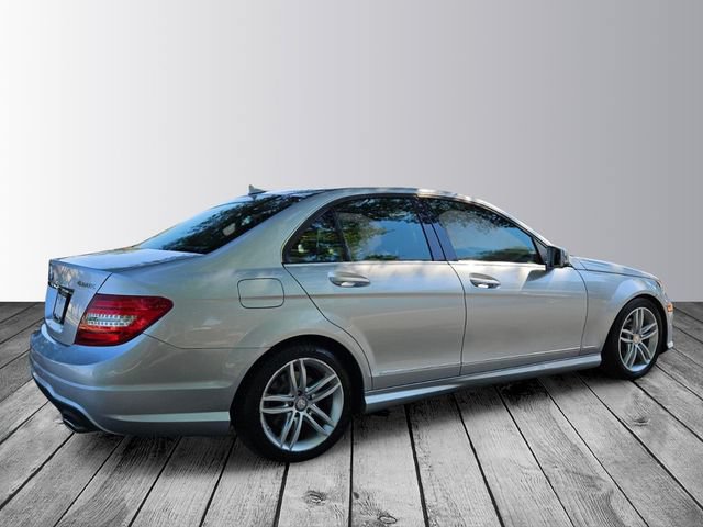 Used 2012 Mercedes-Benz C 300 4MATIC Sedan image 5
