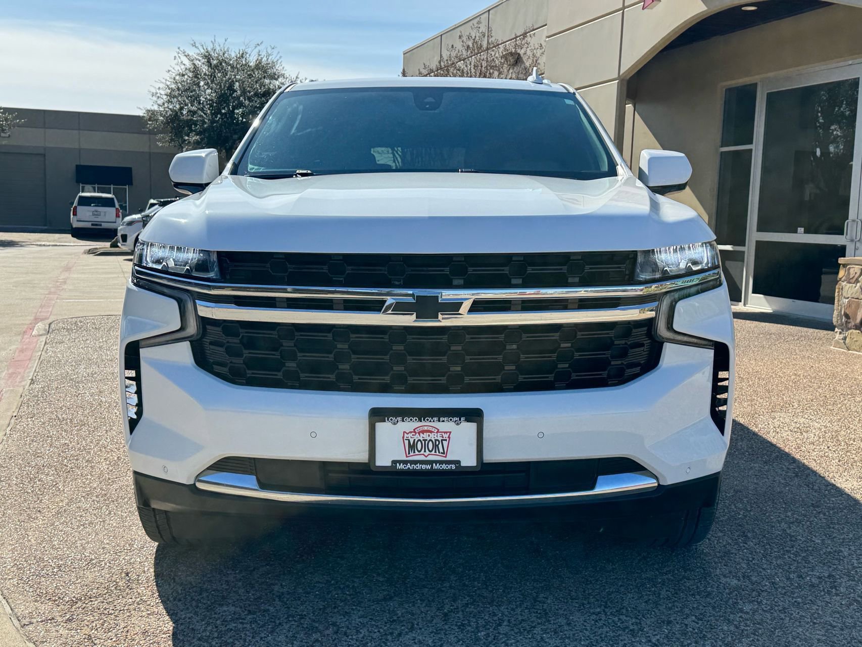 Used 2022 Chevrolet Suburban LS AWD/4WD image 5