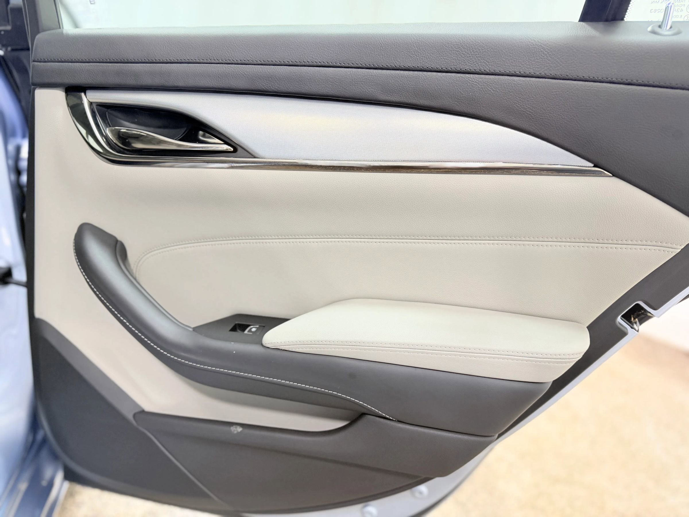 Used 2017 Cadillac CTS Luxury image 31