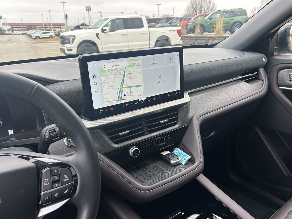 Used 2025 Ford Explorer Platinum w/ LUX Leather Package image 23