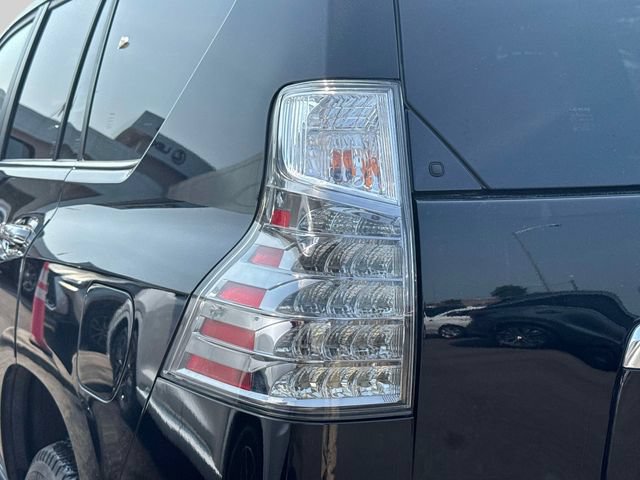 Certified 2023 Lexus GX 460 Premium w/ Premium Package AWD/4WD image 14