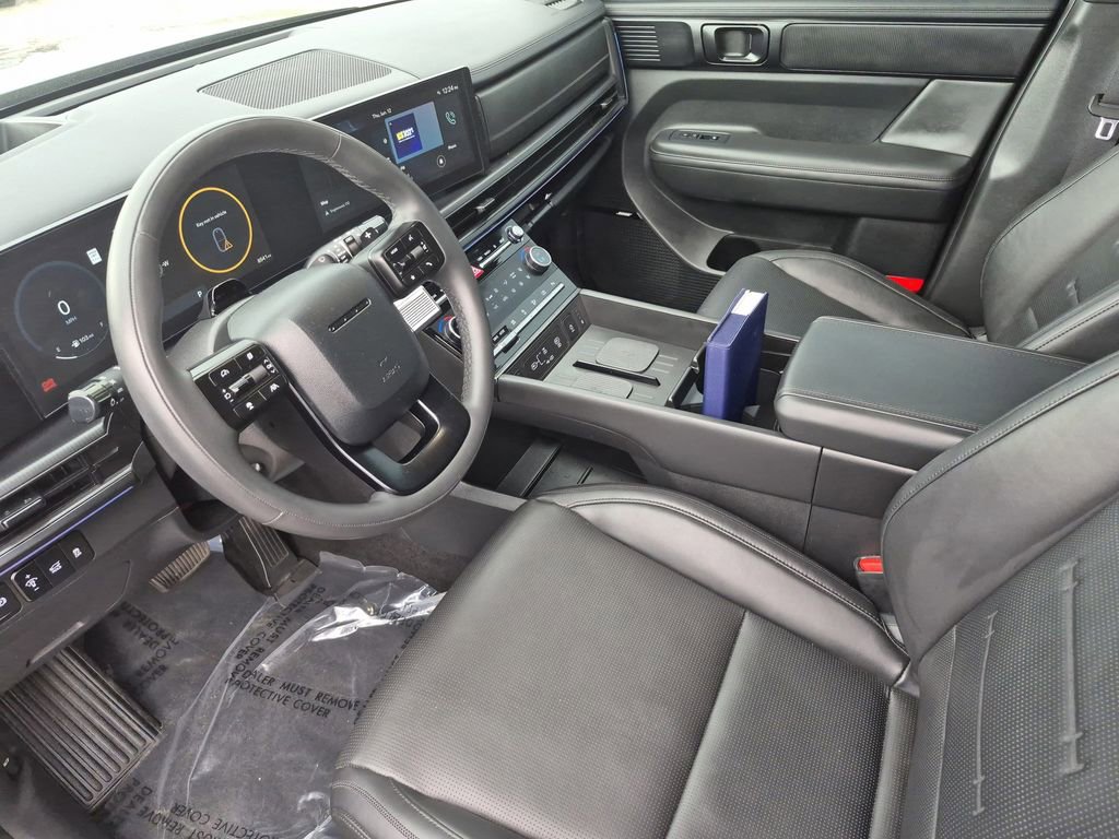 Used 2024 Hyundai Santa Fe Calligraphy image 11