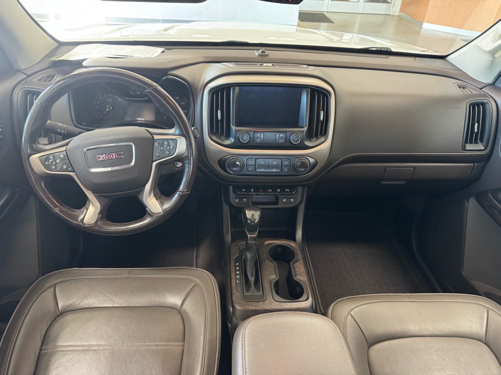Used 2022 GMC Canyon Denali AWD/4WD image 15