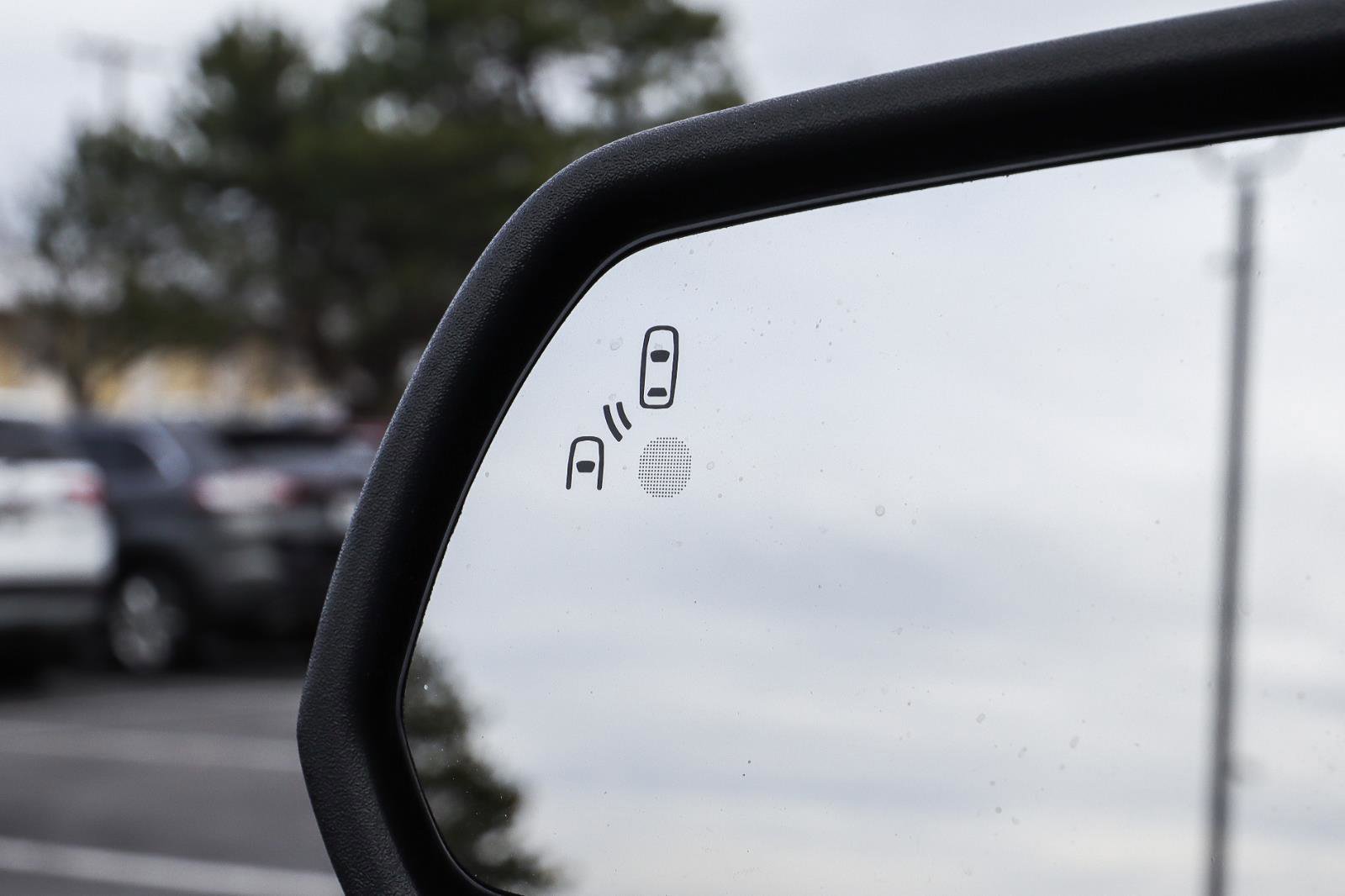 Used 2017 Ford Mustang Premium w/ Equipment Group 201A image 15