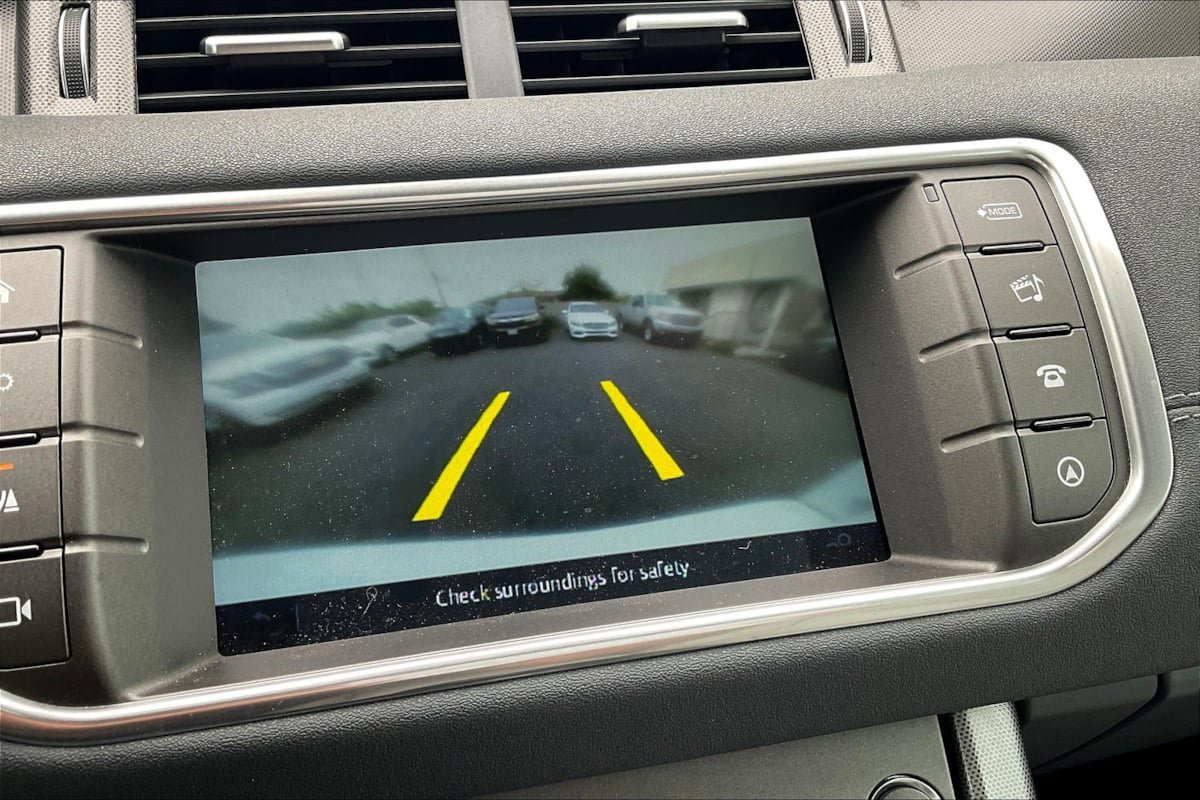 Used 2018 Land Rover Range Rover Evoque SE AWD/4WD image 21