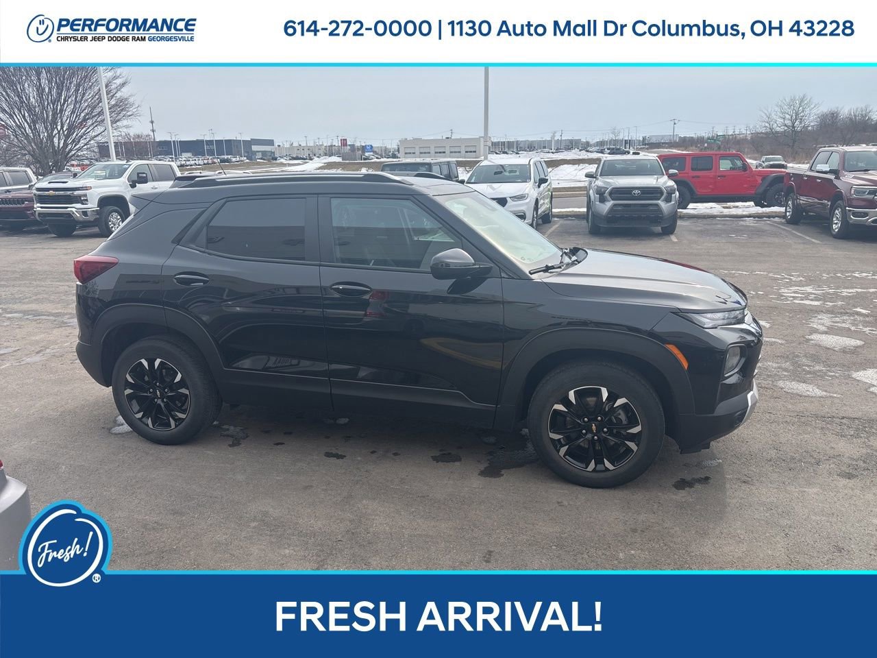 Used 2022 Chevrolet TrailBlazer LT w/ Convenience Package image 3