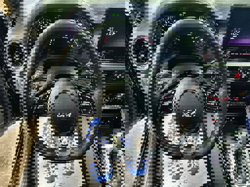 Used 2024 Kia Forte GT w/ GT2 Package image 17