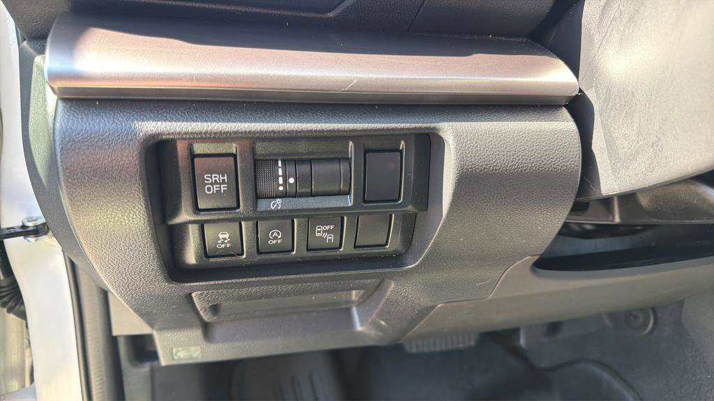 Used 2023 Subaru Crosstrek 2.5i Limited image 18