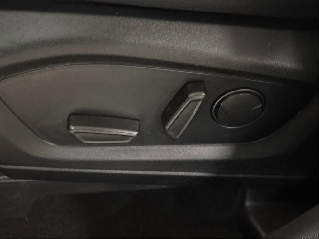 Used 2022 Ford Explorer Limited w/ Equipment Group 301A image 44