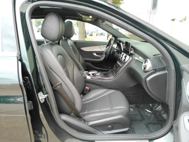 Used 2019 Mercedes-Benz C 300 Sedan w/ Multimedia Package image 19