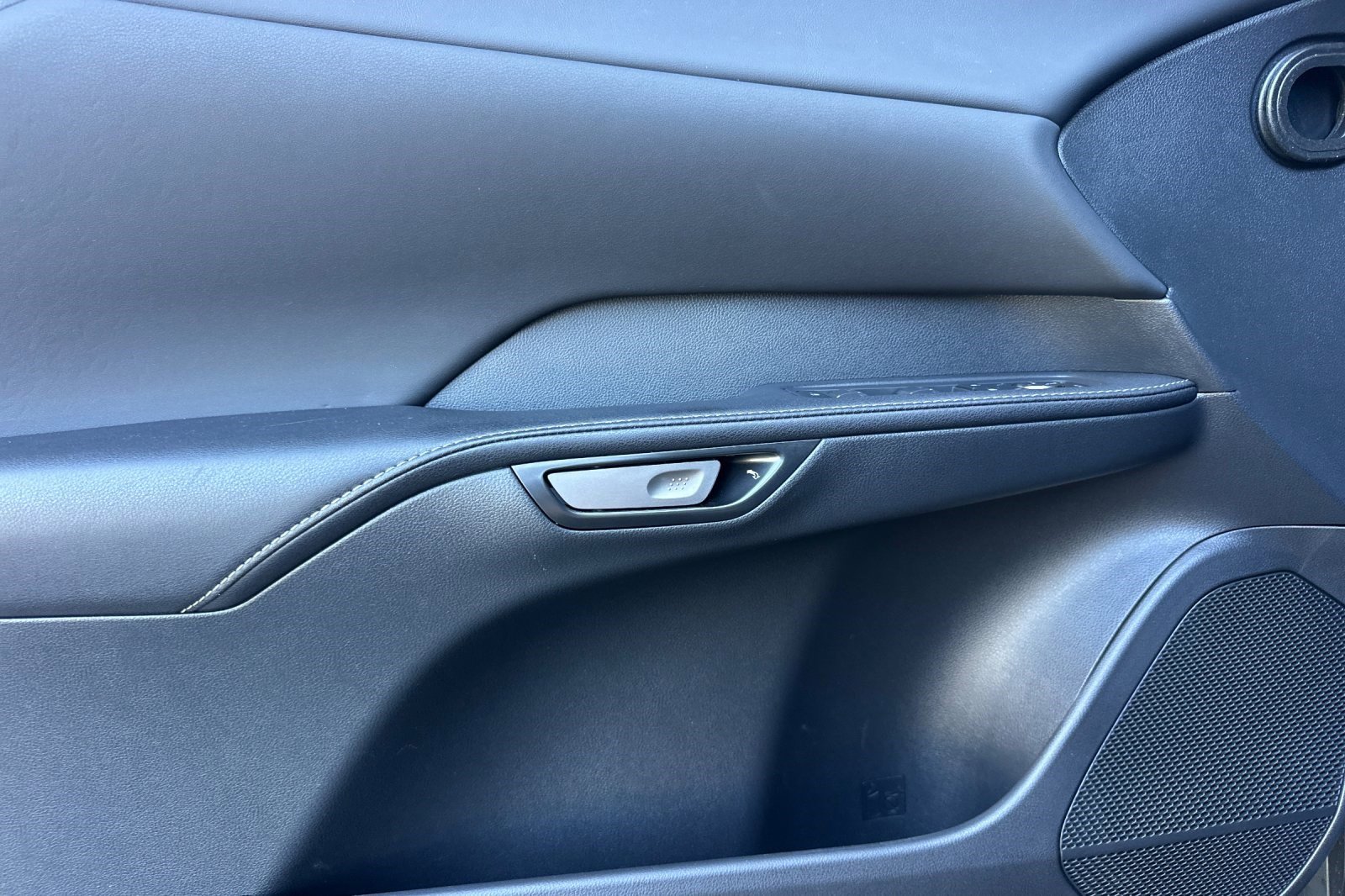 Certified 2025 Lexus RX 350 Premium w/ Accessory Package (Z1) image 12