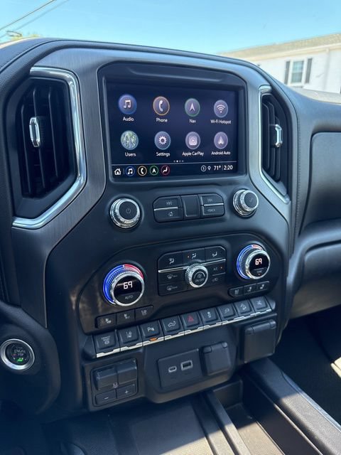 Used 2022 GMC Sierra 3500 Denali w/ Denali Black Diamond Edition AWD/4WD image 21