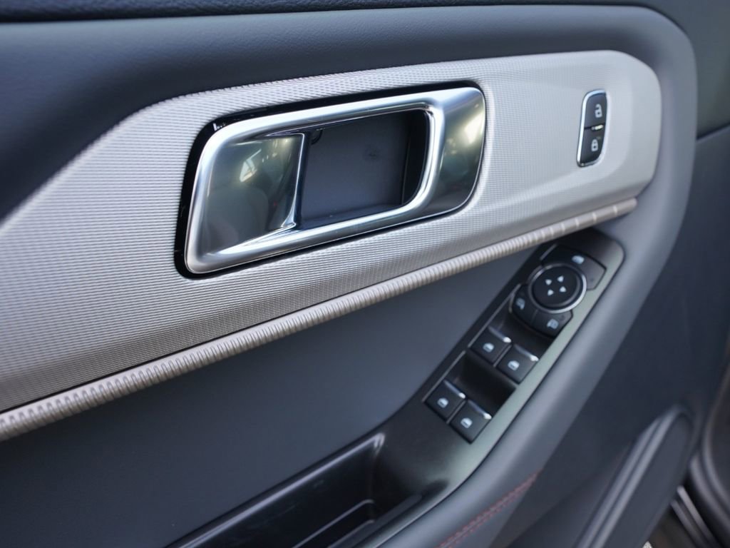 New 2026 Ford Explorer Active image 18