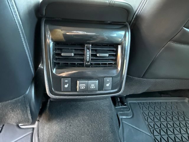 Used 2022 Toyota Avalon Touring FWD image 23