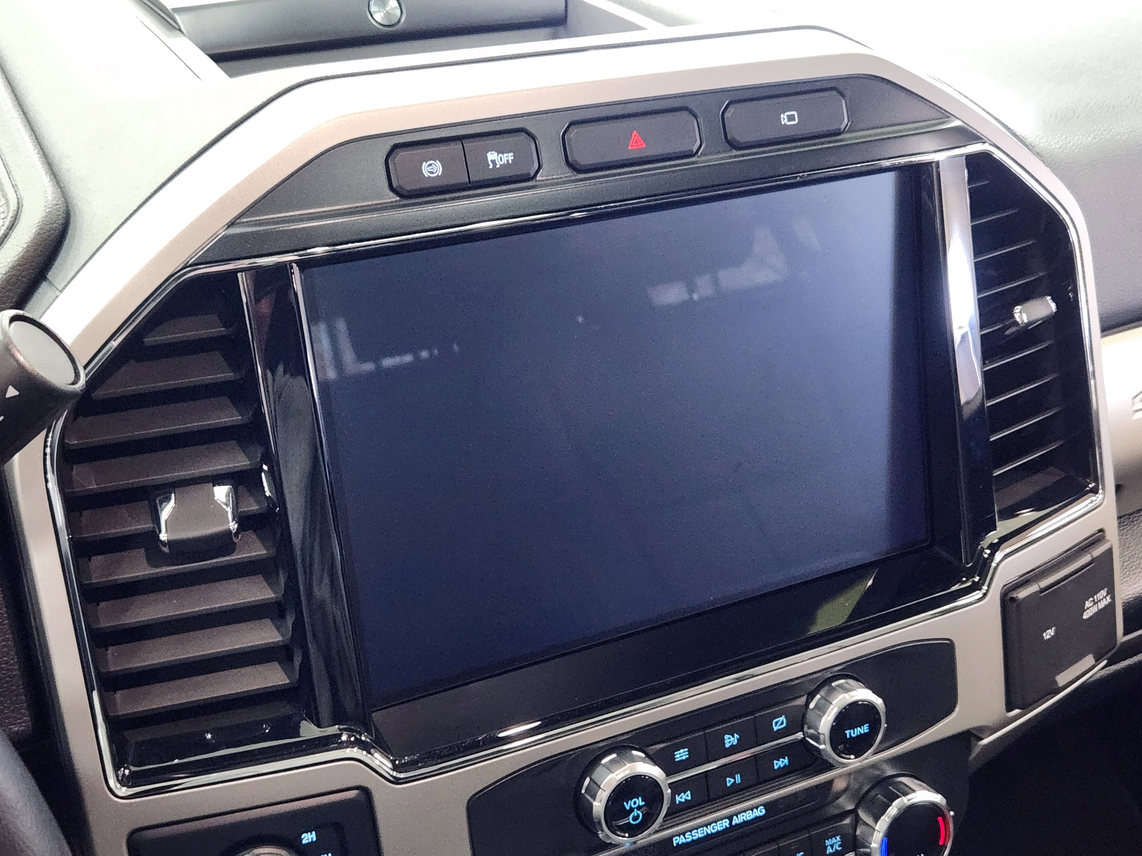 Used 2022 Ford F250 Lariat w/ Lariat Ultimate Package image 23