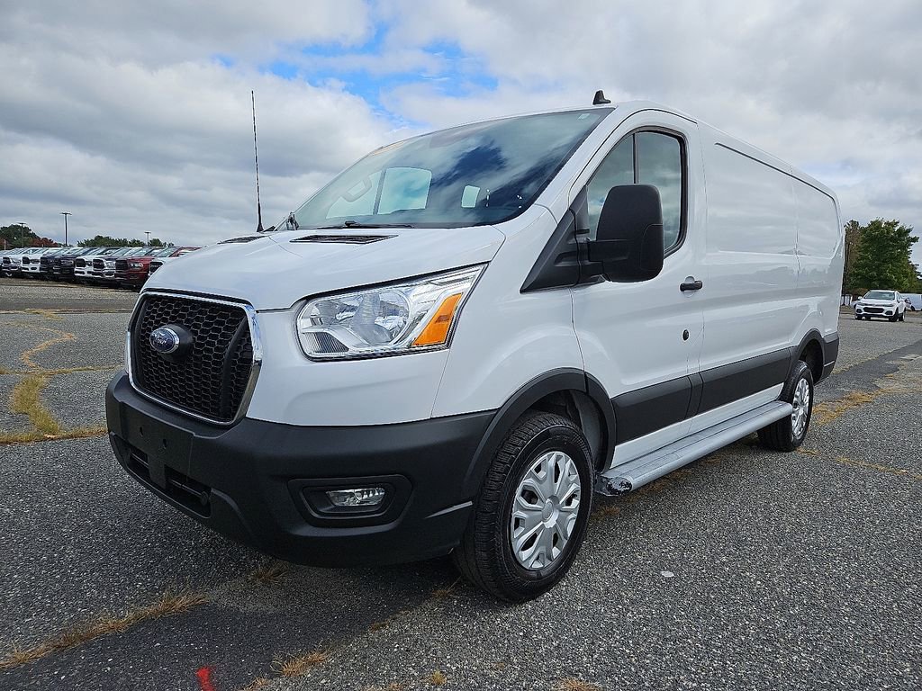 Used 2022 Ford Transit 250 Low Roof w/ Exterior Upgrade Package image 4