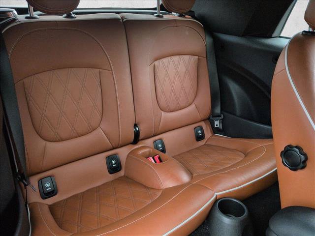 Used 2023 MINI Cooper S w/ Signature Upholstery Package FWD image 18
