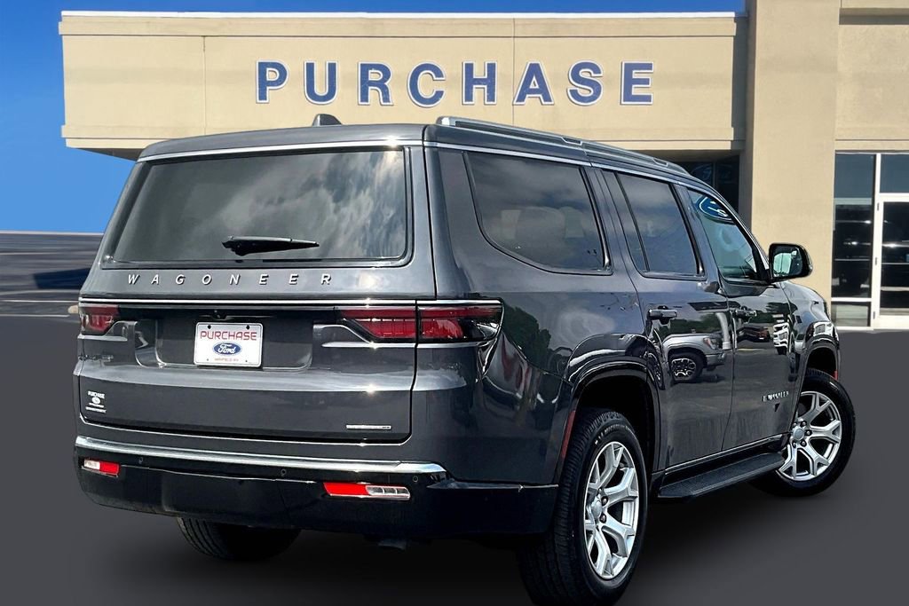 Used 2022 Jeep Wagoneer Series II AWD/4WD image 6