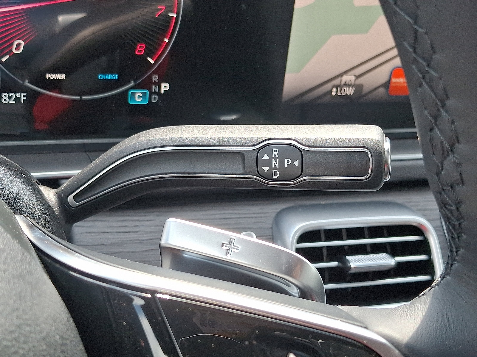 Used 2025 Mercedes-Benz GLE 350 4MATIC image 13