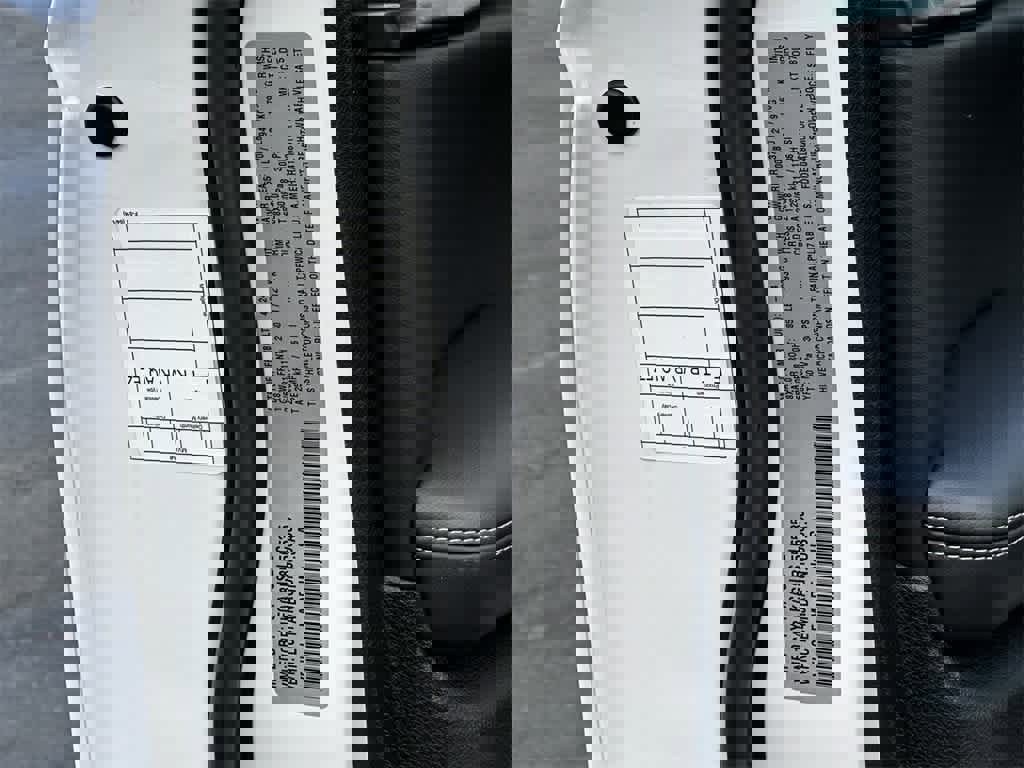 Used 2024 Jeep Grand Cherokee L Laredo image 21