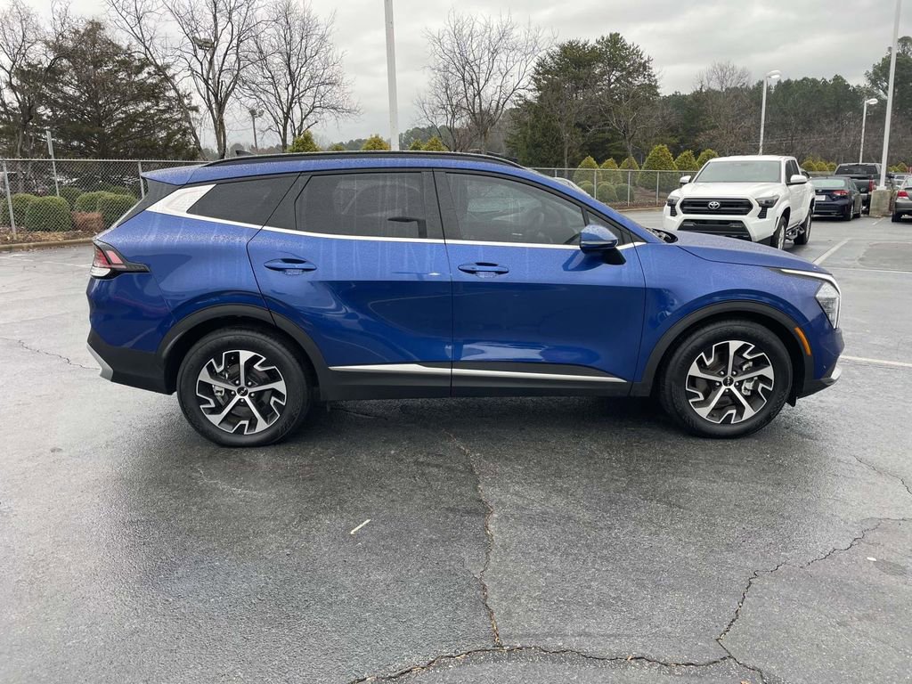 Used 2025 Kia Sportage EX w/ Premium Package image 12