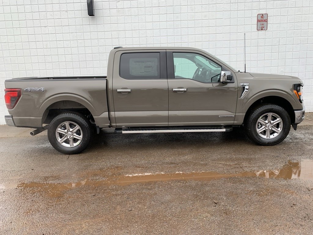 New 2025 Ford F150 XLT w/ Equipment Group 302A MID image 18