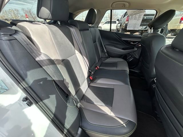 Used 2025 Subaru Outback Onyx Edition image 25