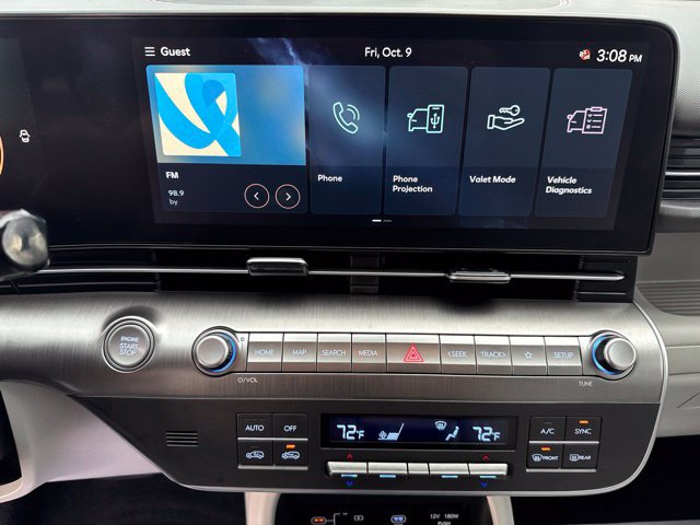 Used 2025 Hyundai Kona SEL AWD/4WD image 14