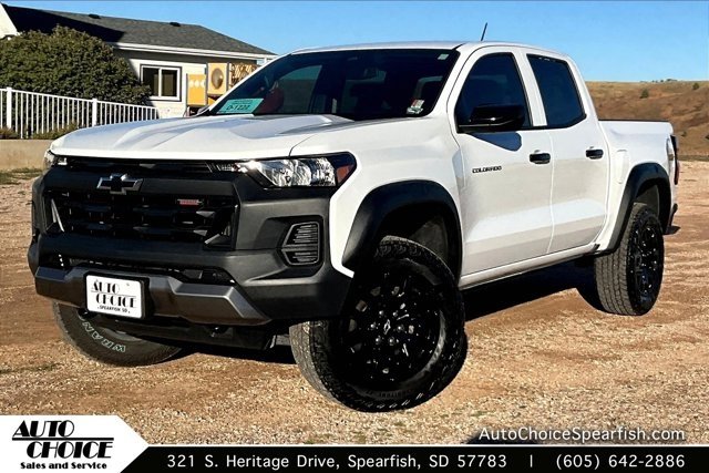 Used 2024 Chevrolet Colorado Trail Boss w/ Safety Package image 1