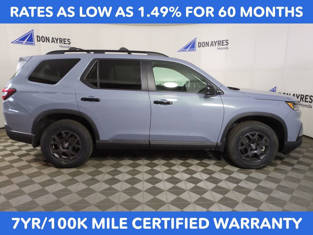 Used 2024 Honda Pilot TrailSport image 6