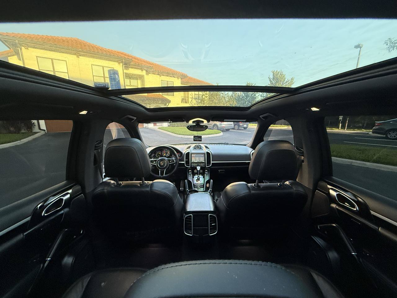 Used 2016 Porsche Cayenne S AWD/4WD image 17