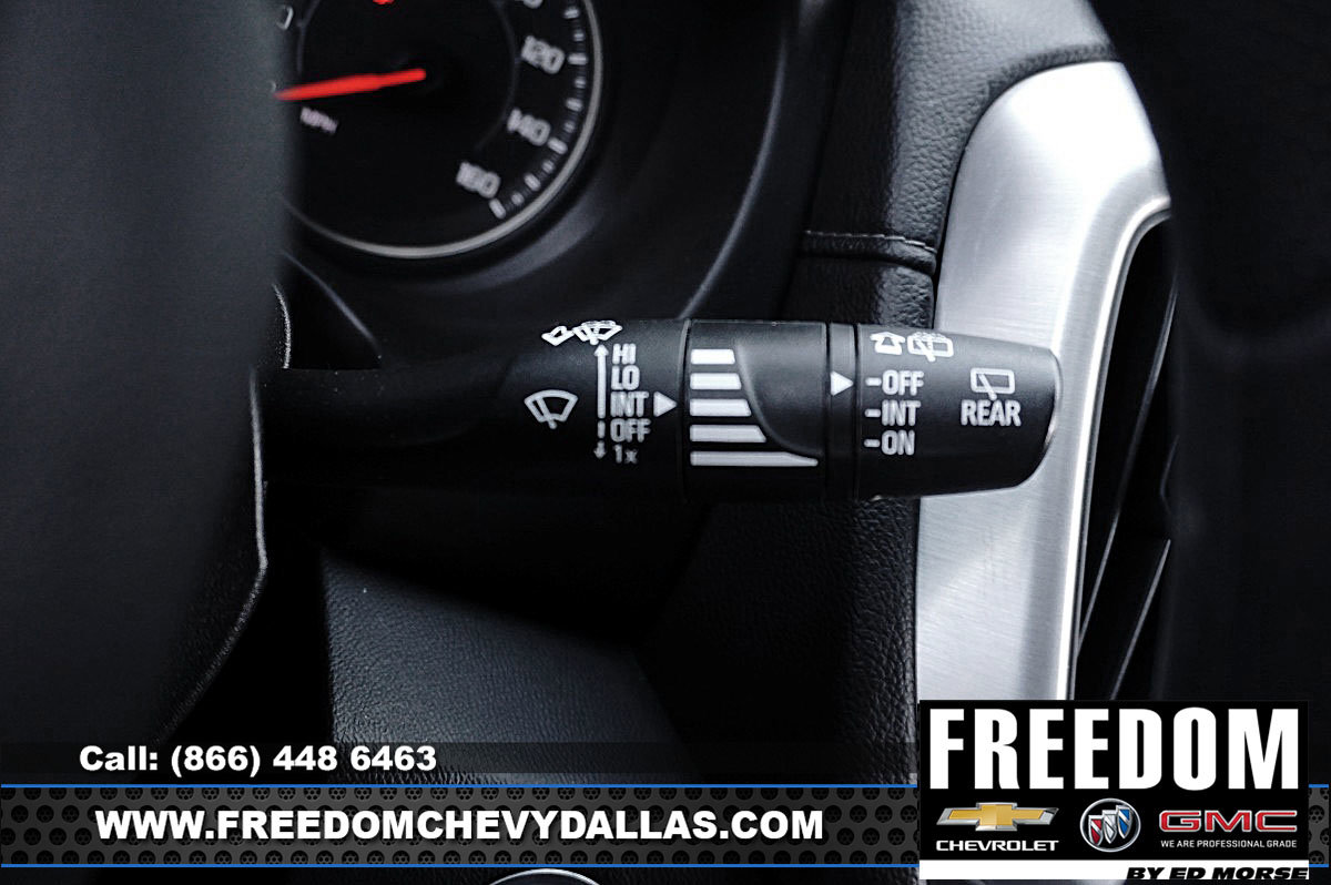 Used 2024 GMC Terrain SLE w/ Driver Convenience Package image 28