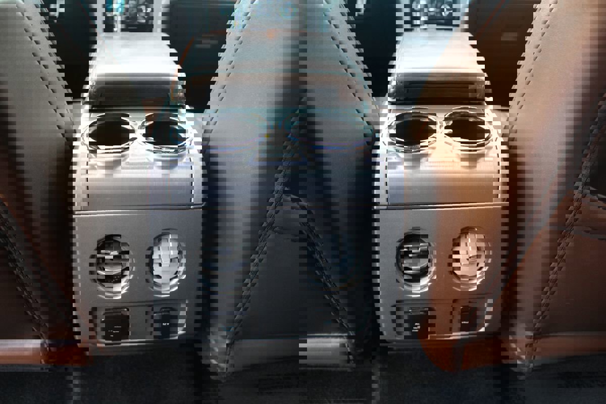 Used 2014 Ford F150 Platinum image 35