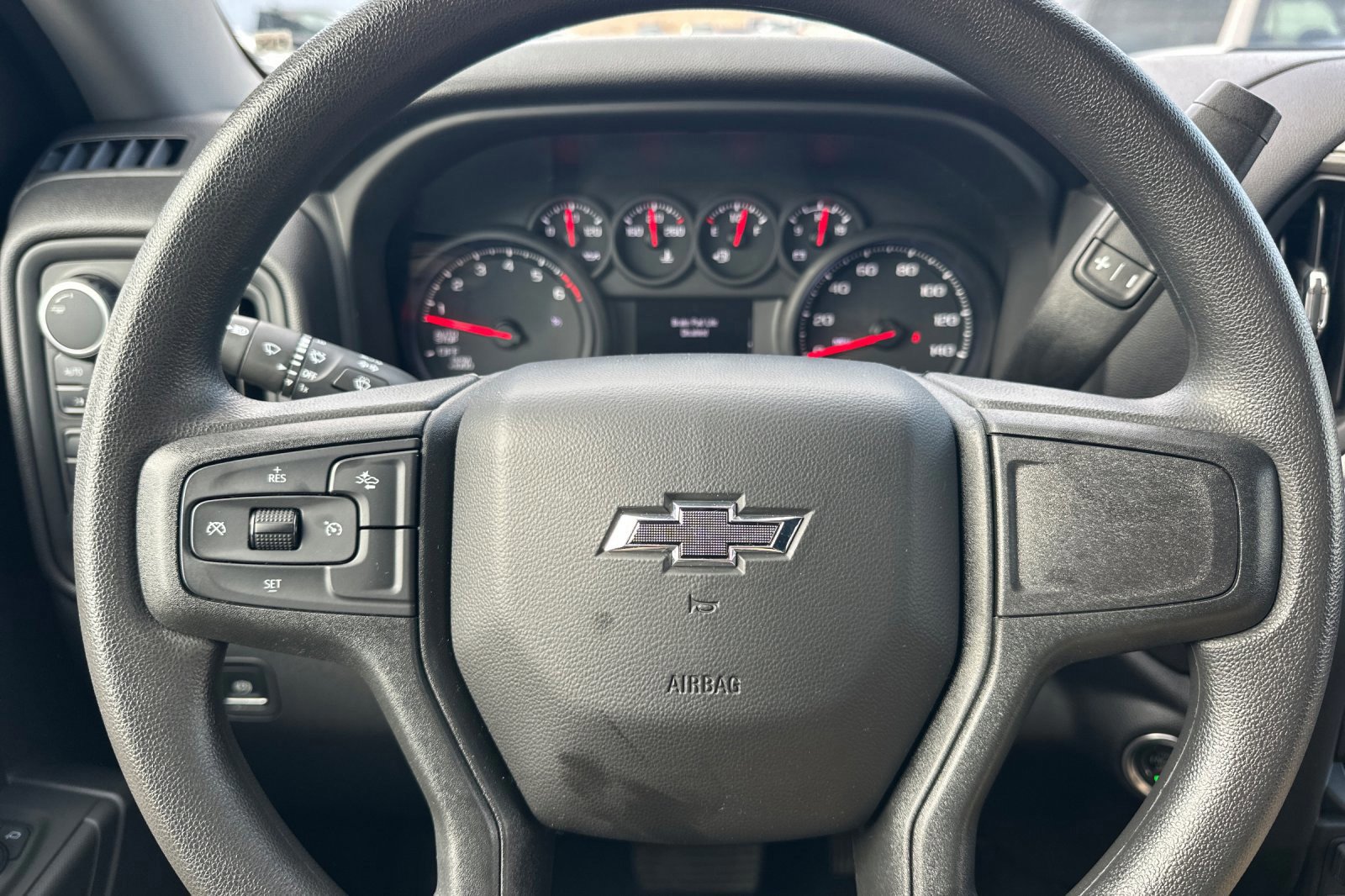 Used 2025 Chevrolet Silverado 1500 Custom Trail Boss w/ Dark Appearance Package image 22