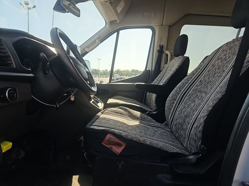 Used 2022 Ford Transit 350 XLT image 3