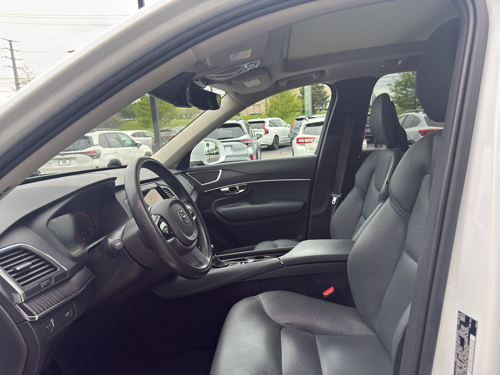 Used 2020 Volvo XC90 T6 Momentum w/ Protection Package Premier AWD/4WD image 9