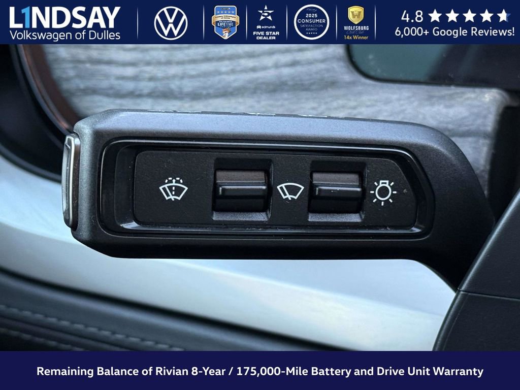 Used 2022 Rivian R1T Adventure image 24