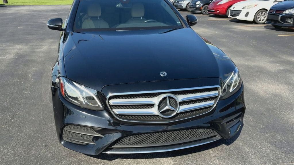 Used 2018 Mercedes-Benz E 300 image 3