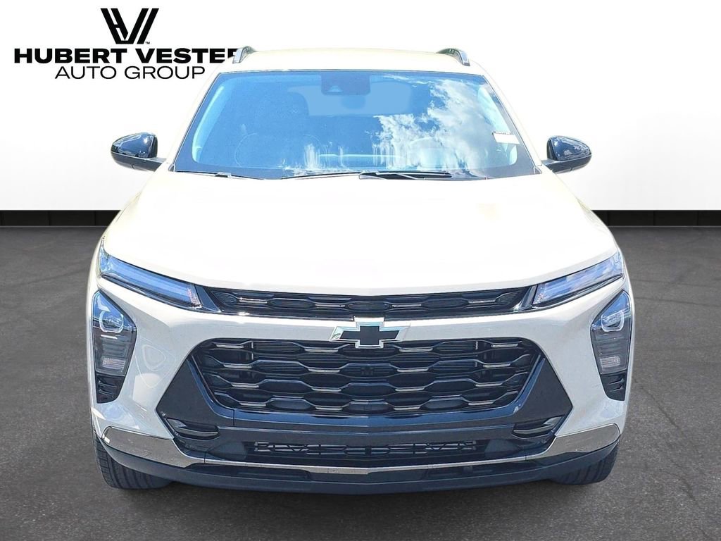 New 2026 Chevrolet Trax ACTIV w/ Driver Confidence Package FWD image 3