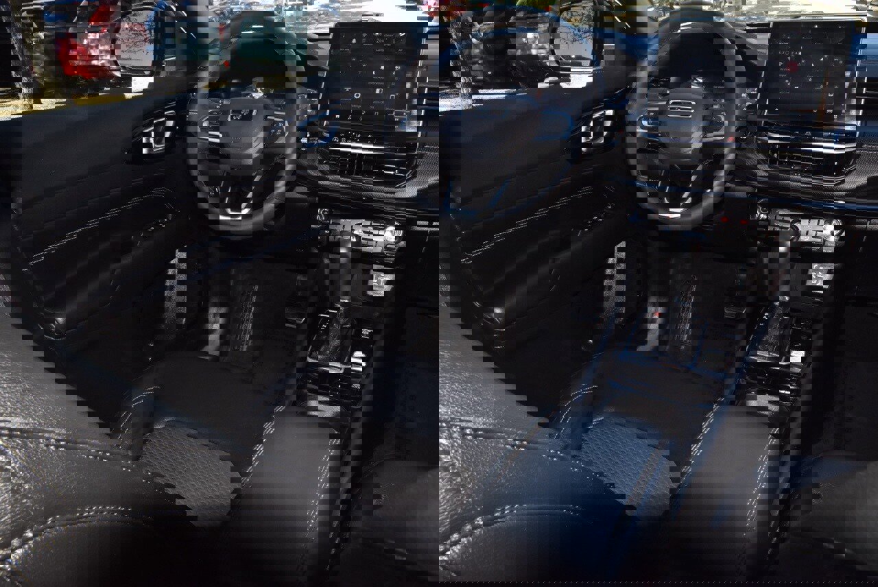 Used 2024 Jeep Compass Latitude w/ Altitude Special Edition image 15