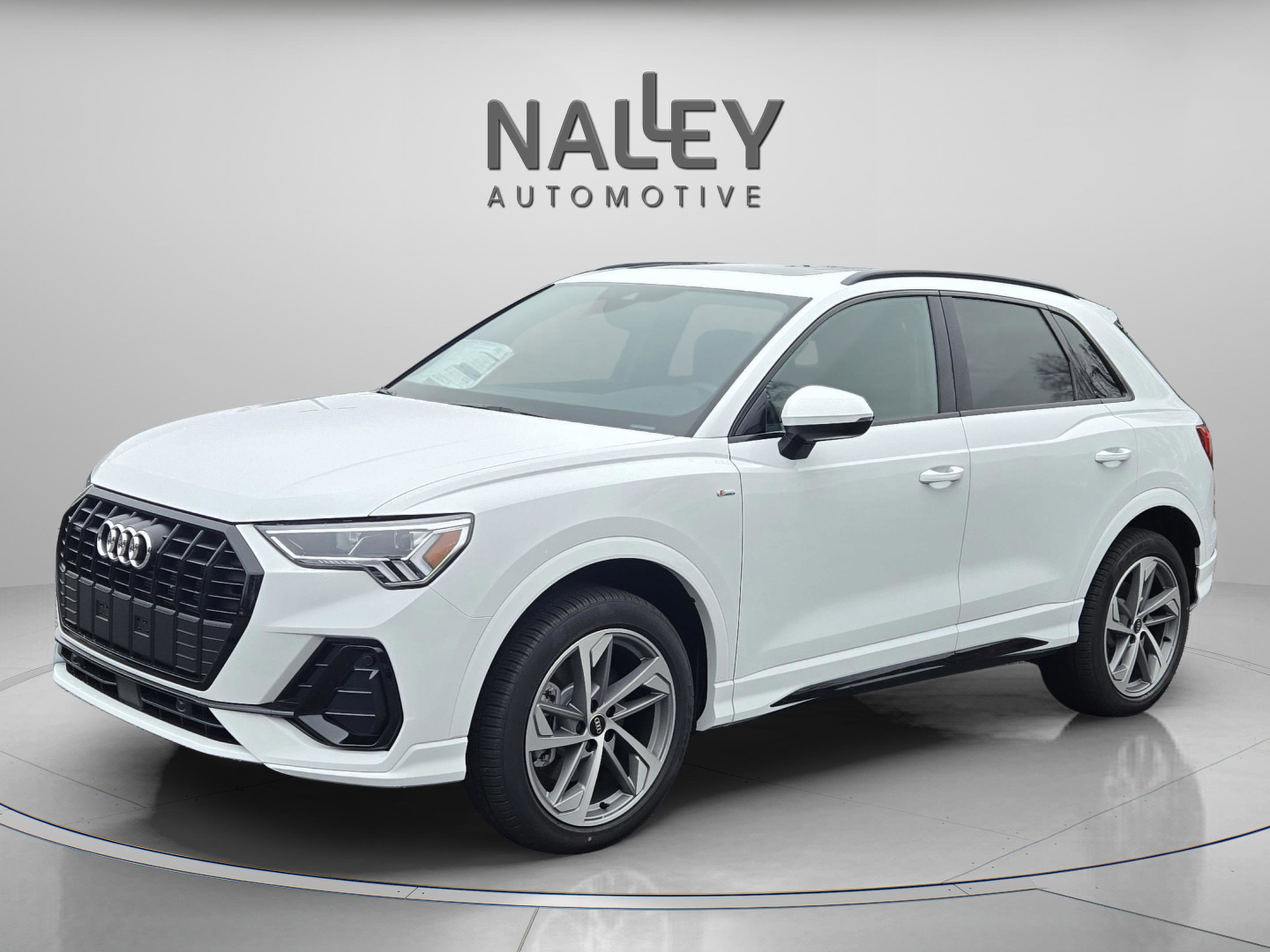 New 2025 Audi Q3 2.0T Premium