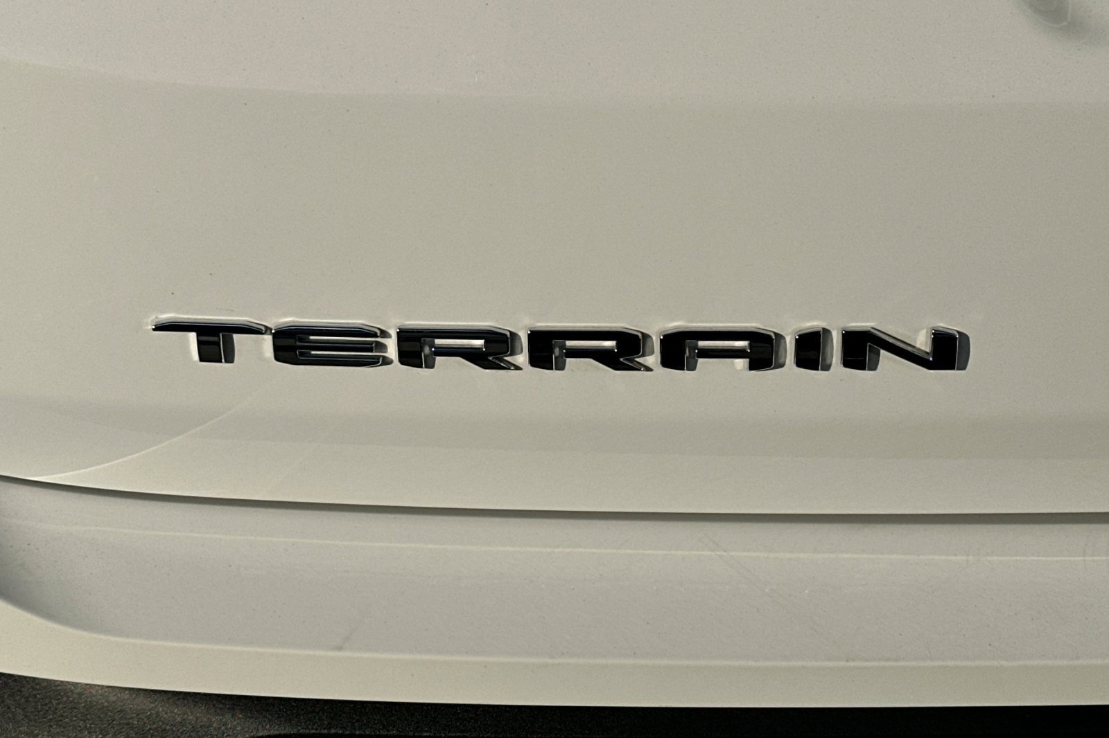 Used 2024 GMC Terrain SLE image 37