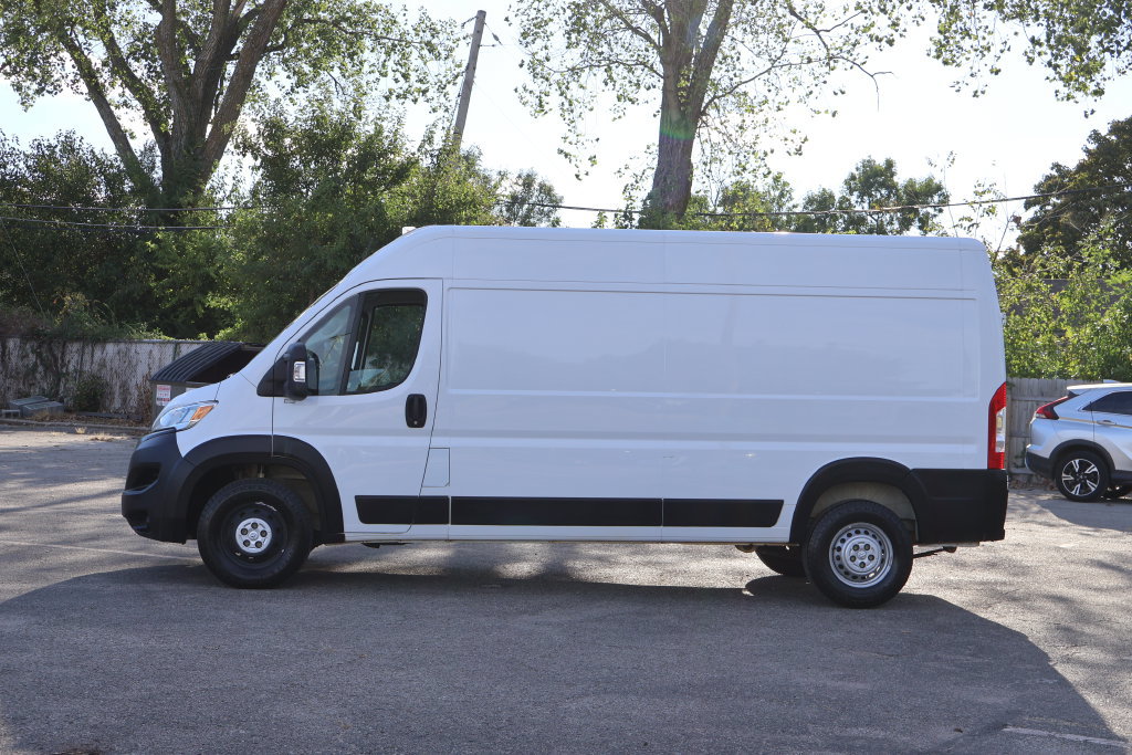 Used 2023 RAM ProMaster 3500 FWD image 4