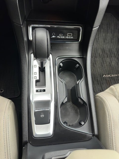 Used 2024 Subaru Ascent Premium w/ Convenience Package image 13