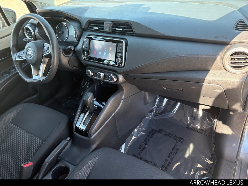Used 2020 Nissan Versa S FWD image 11