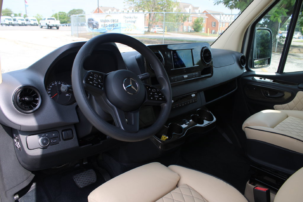 Used 2021 Mercedes-Benz Sprinter 3500 image 19