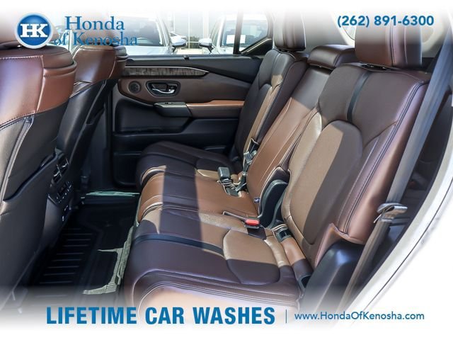 Certified 2025 Honda Pilot Elite image 12