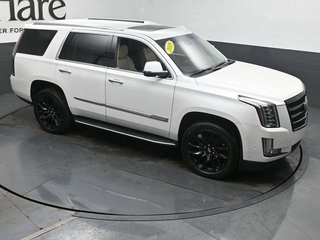 Used 2019 Cadillac Escalade Luxury image 40