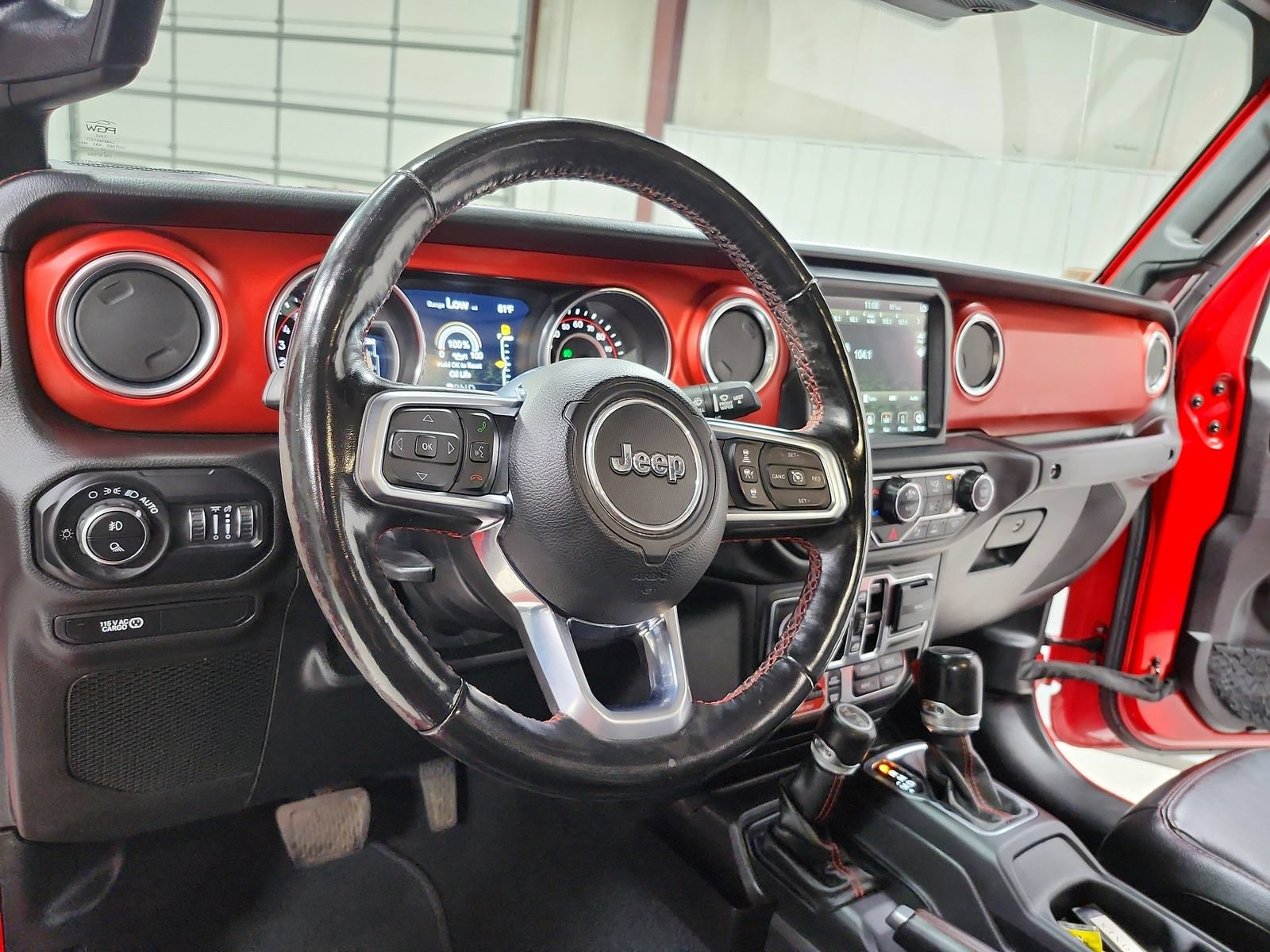 Used 2020 Jeep Gladiator Rubicon AWD/4WD image 18