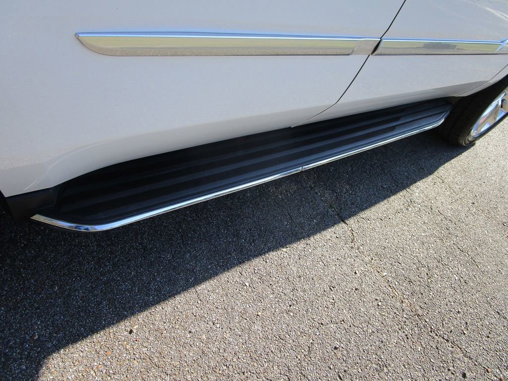 Used 2020 Cadillac Escalade Luxury image 13